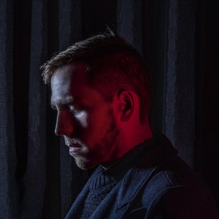Sam WOLFE